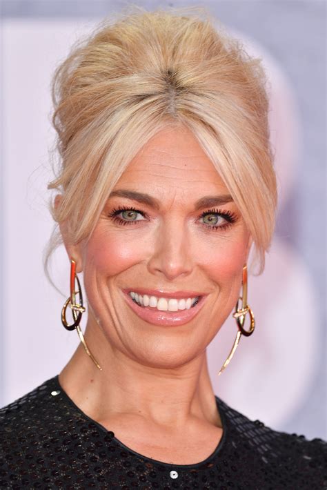 Hannah Waddingham Photos